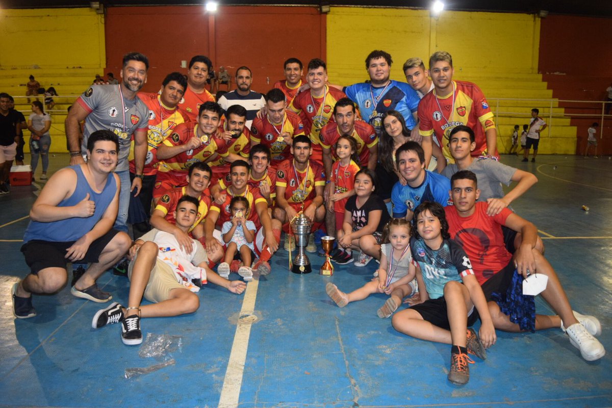 ffsfmoficial's tweet photo. Nanawa levantó la Copa de Preparación Categoría Primera 2021

Salud Campeón!! https://t.co/1RCz14gg1V