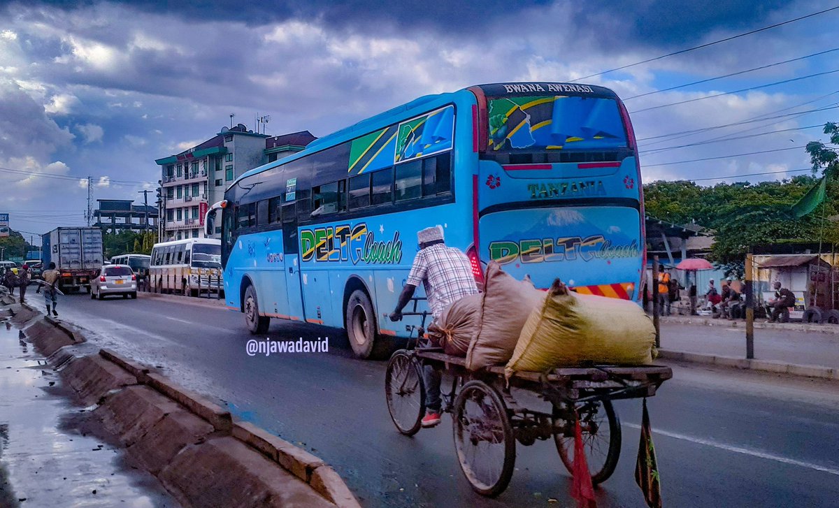 BusWorldTZ's tweet photo. Delta Express kutoka Dar es Salaam kuelekea Newala.
#Tanzania🇹🇿
#DeltaExpress
#busworldtanzania
𝗣𝗔𝗦𝗦𝗜𝗢𝗡𝗔𝗧𝗘 𝗔𝗕𝗢𝗨𝗧 𝗕𝗨𝗦𝗘𝗦 𝗧𝗔𝗡𝗭𝗔𝗡𝗜𝗔 𝗔𝗡𝗗 𝗕𝗘𝗬𝗢𝗡𝗗 🚌 https://t.co/WoyFmK5Fba