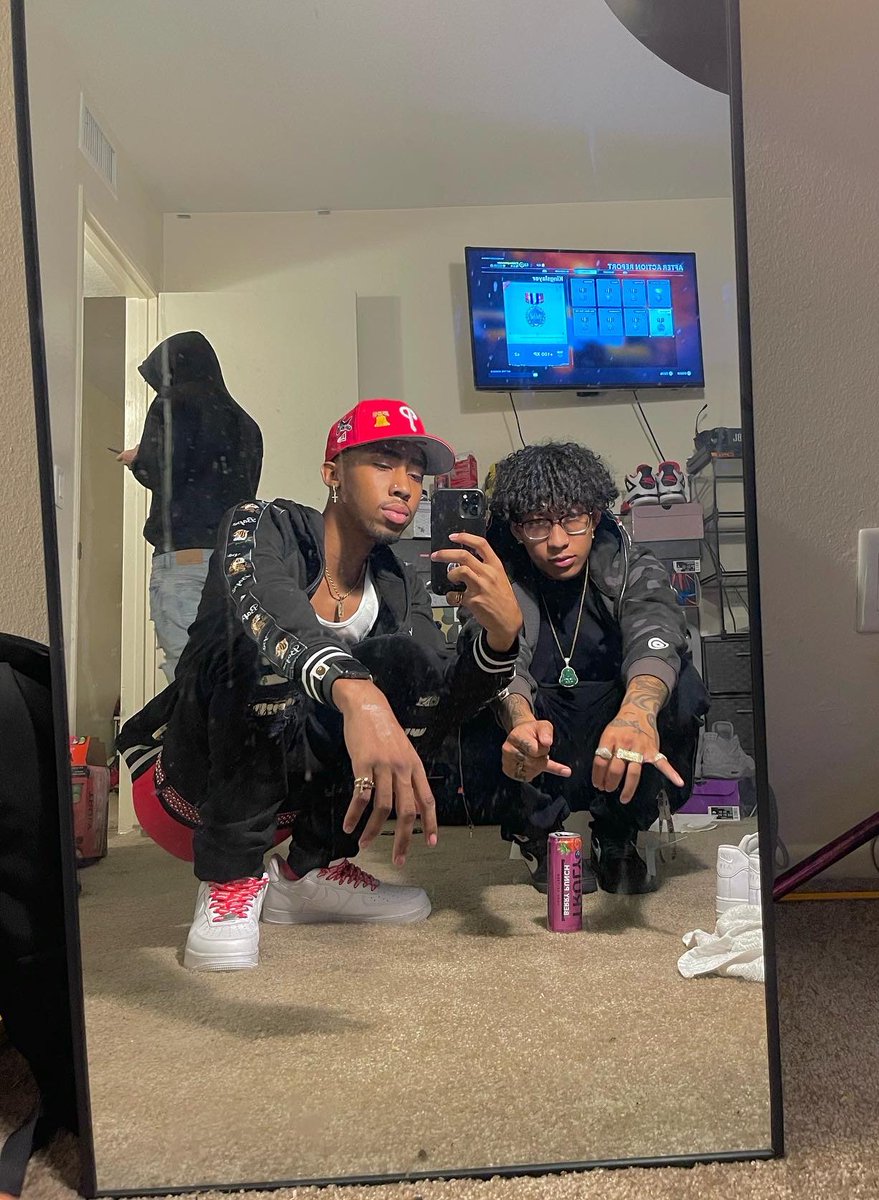 𝓞𝓜𝓐𝓡🇵🇷 tweet media