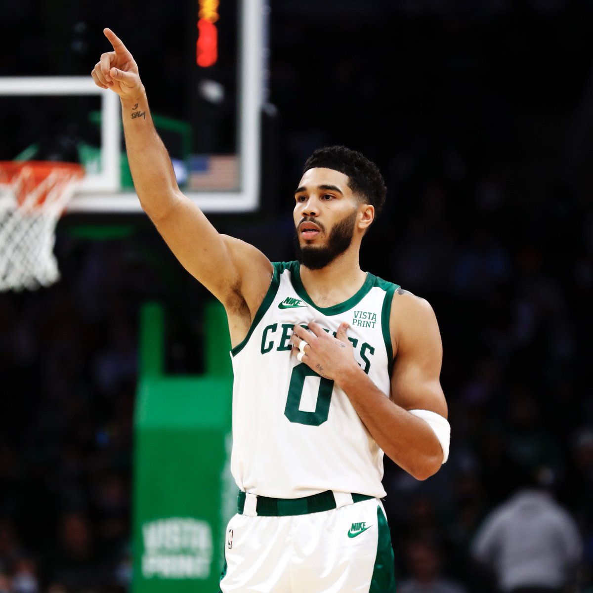 Boston Celtics (@celtics) on Twitter photo He leads the East in total points scored (845) this season 🔥
RT now to make <a href="/jaytatum0/">Jayson Tatum</a> an #NBAAllStar He leads the East in total points scored (845) this season 🔥
RT now to make <a href="/jaytatum0/">Jayson Tatum</a> an #NBAAllStar