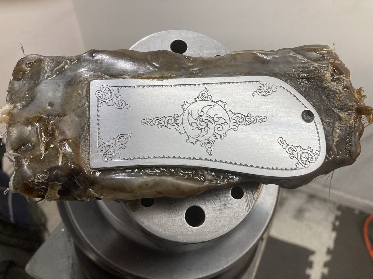 tomhaikudrummer's tweet photo. #WIP #engraving #sketch #scroll #hammerandchisel Today’s work in progress. And antique Winchester rifle getting done period correct decoration. Hand cut with hammer and chisel. https://t.co/sOB6Bd0XZw