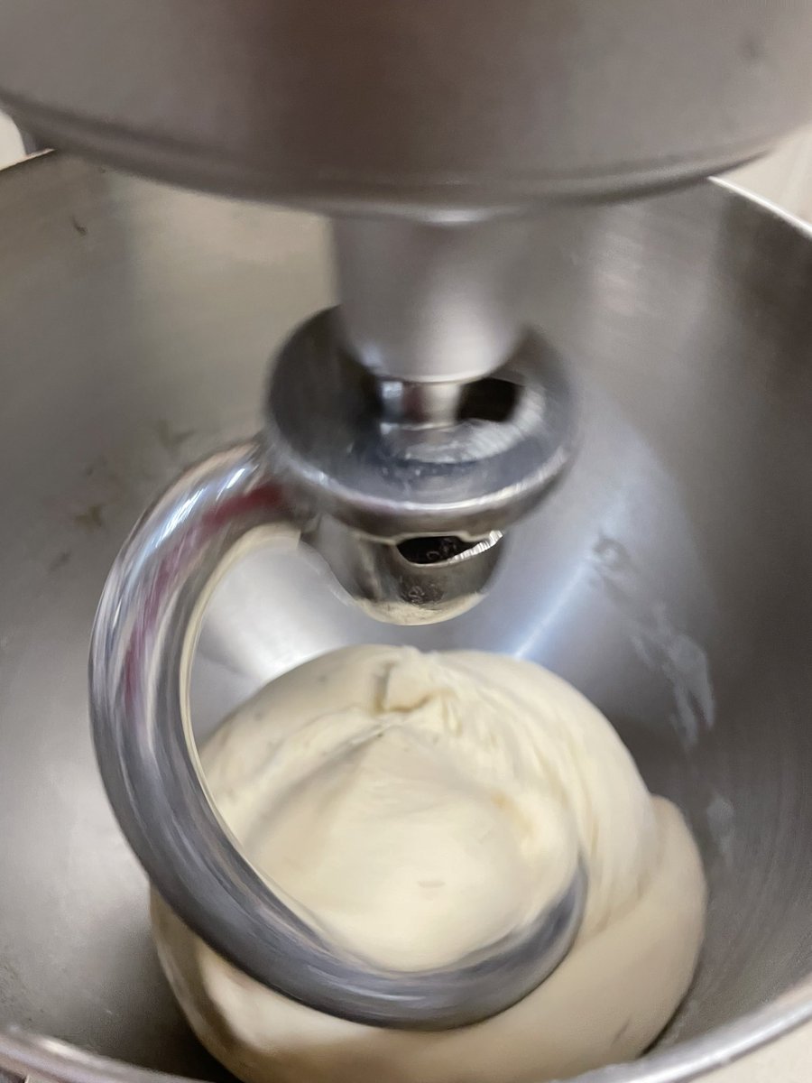 jdspeer's tweet photo. @WanPilgrimm as promised pizza crust in the works https://t.co/drqxlA9YWd