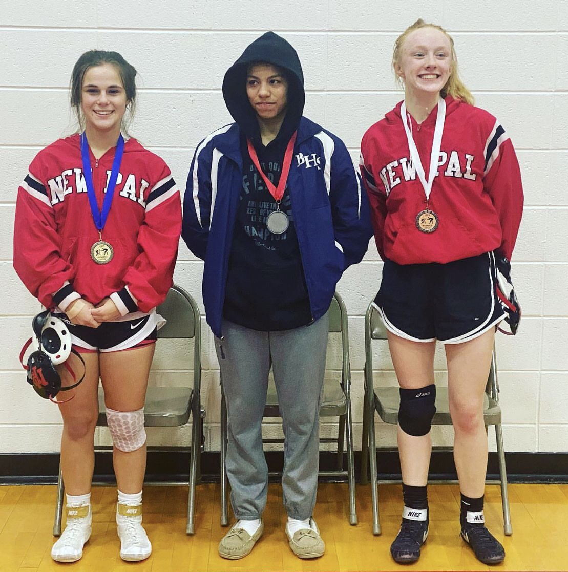 Have to toot my girl Sydney’s horn because she placed first again… UNDEFEATED so far this season. Don’t👏🏻mess 👏🏻with 👏🏻this 👏🏻one!😤 

Love that our school provides opportunities for all our athletes! 🤩