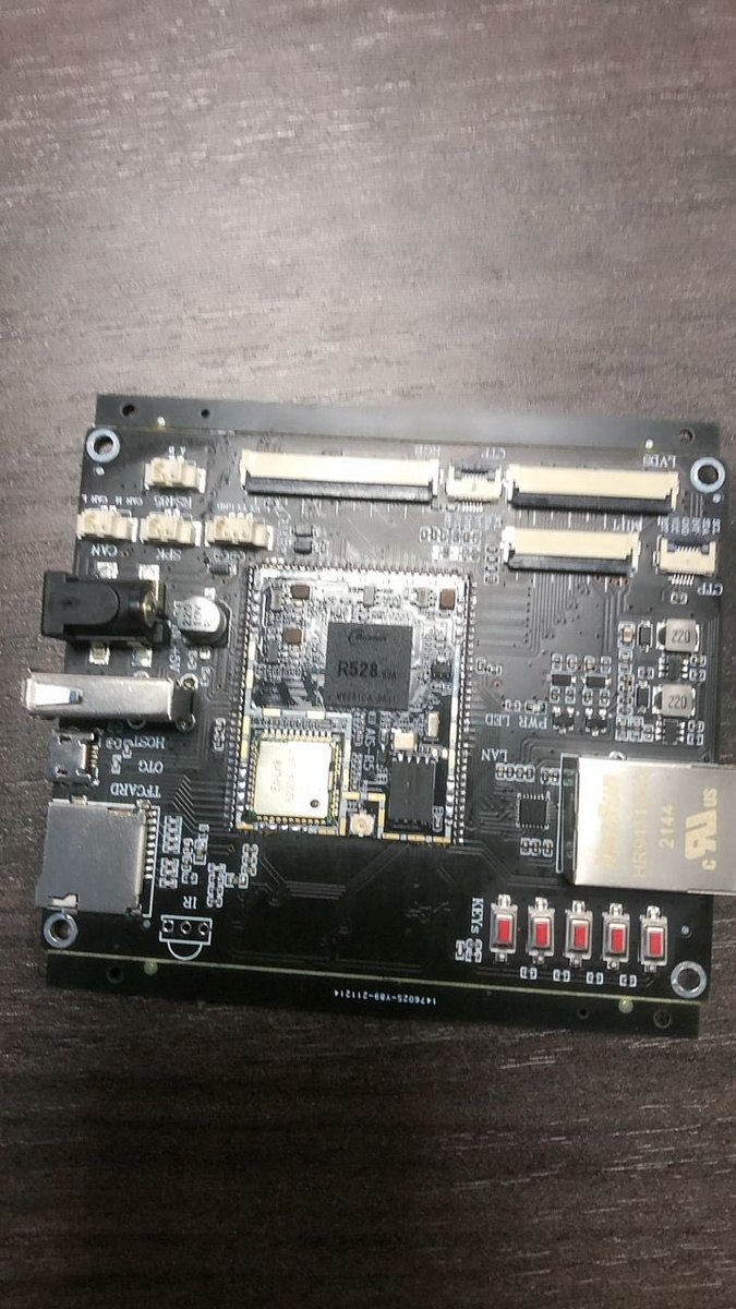 xbootorg's tweet photo. Allwinner D1，D1s，F133，R528，T113 with same die which have one xuantie c906 riscv core and two arm cortex-a7 cores，and one hifi dsp core. the chip have two brom，I have dumped arm brom and riscv brom https://t.co/v2rZajuVS4 https://t.co/S6sbpPf4te