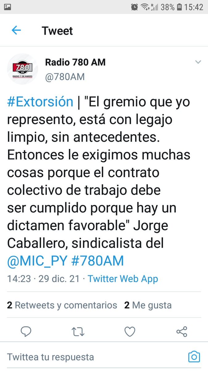 FrentePy's tweet photo. UNA VERDADERA VERGUENZA EL SOMETIEMIENTO DE @LuisCastiglioni  para con sus funcionarios @MaritoAbdo  los funcionarios públicos en pie de guerra por el atropello!! @AllianaPedro @cachitosalomon @LilianSamaniego @Horacio_Cartes @SantiPenap @KattyaGonzalez9  @jorgequerey @hoypy https://t.co/FkCZByAoCo