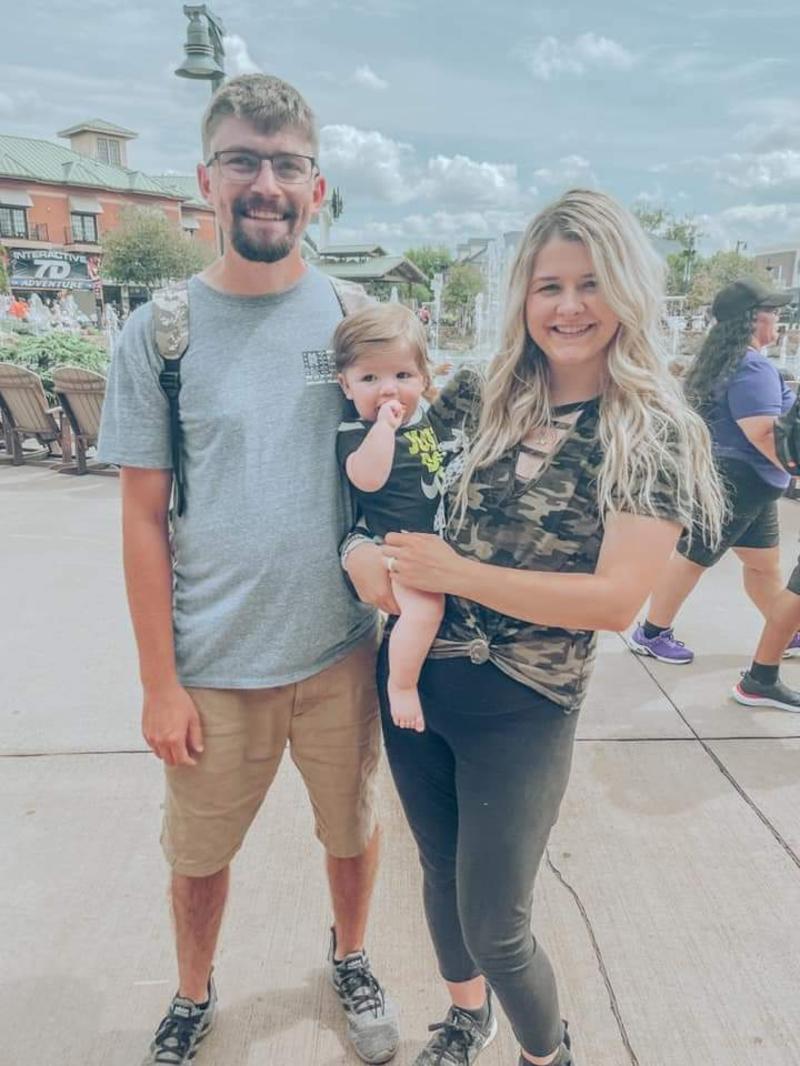 PylerTeters's tweet photo. I’m a finalist in Colonial Properties Cabin and Resort Rentals’ Story Contest. Help me rally votes: https://t.co/CHp7U0nypq @SmokyMtnDreams https://t.co/AlnoW7hJsb