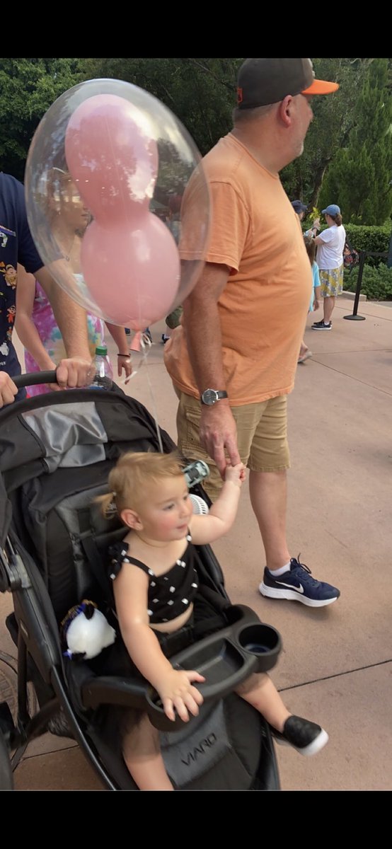 hicks_gabby's tweet photo. Happy 50th to this old man right here, best coach father and papa out there 🧔🏻‍♂️🤍 don’t know what I’d do without you! Love you! @Uncle_Tom_Hicks https://t.co/nDPTrMPnJP