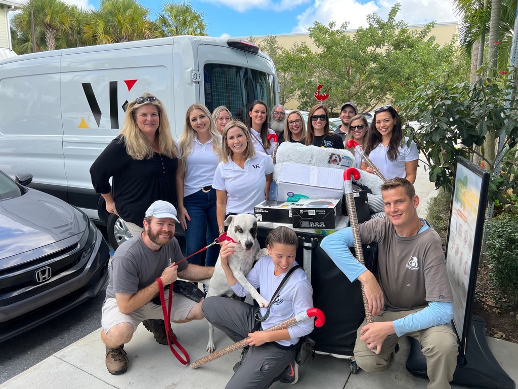 WOW! Just wow! In addition to supporting us year round, the amazing people at @mkmarketingstuartfl and @signjungle stopped by the other day to drop off a HUGE pile of donations they gathered...not to mention that CHECK! 🤯 🥰

What a way to end the year! THANK YOU!