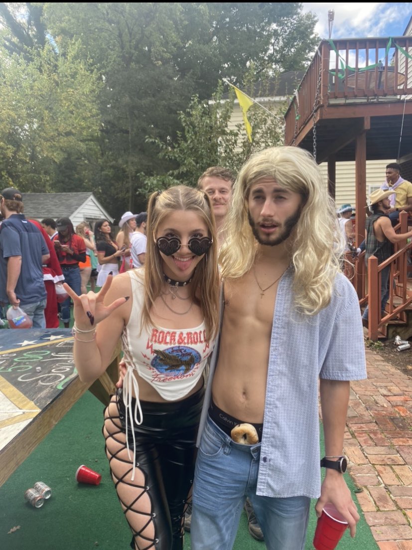 Happy 21st birthday to our beautiful sweetheart <a href="/ilianna_17/">the illest</a> . Hope you have a wonderful day!!!!