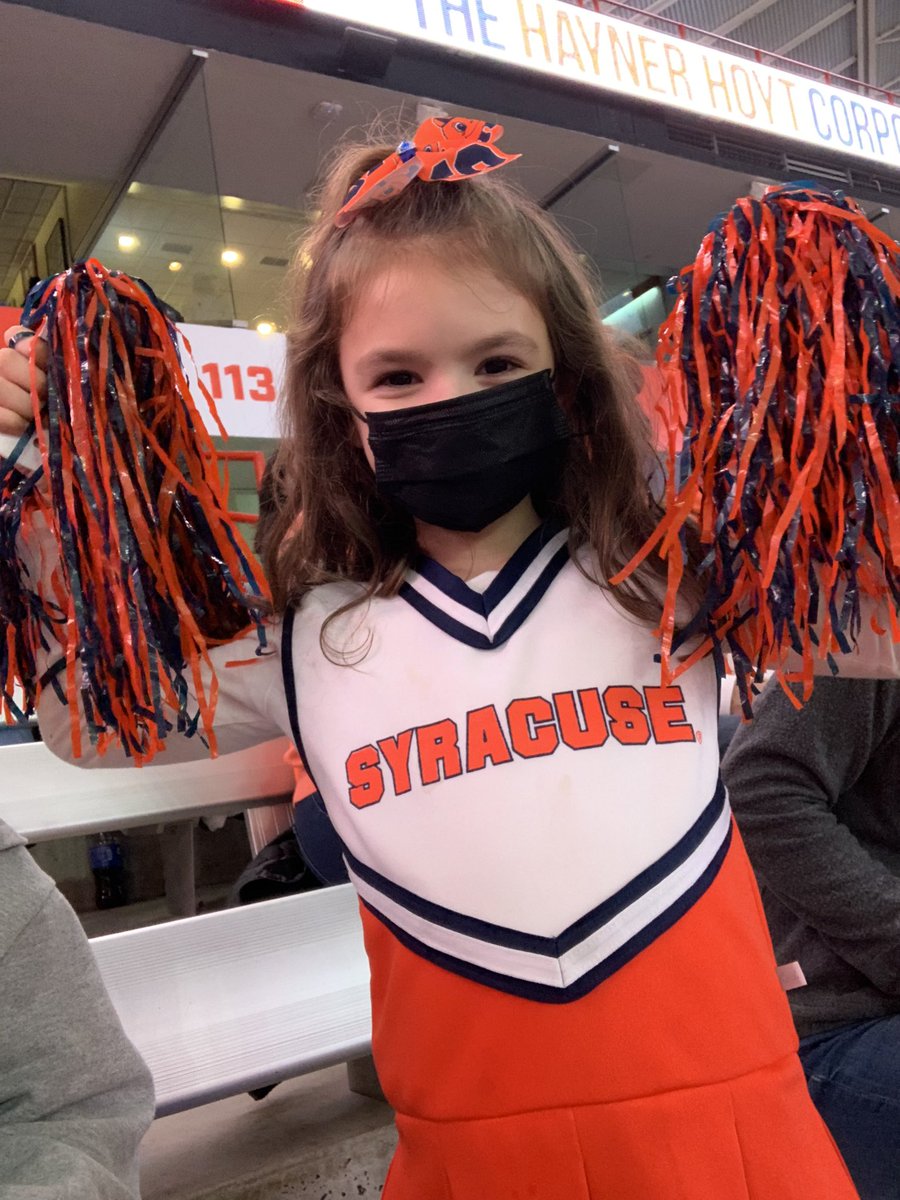 mark_a_peltz's tweet photo. Go cuse!  Our first time at the dome! @CusePromos #cusesuperfan https://t.co/GXzmZnzrwa