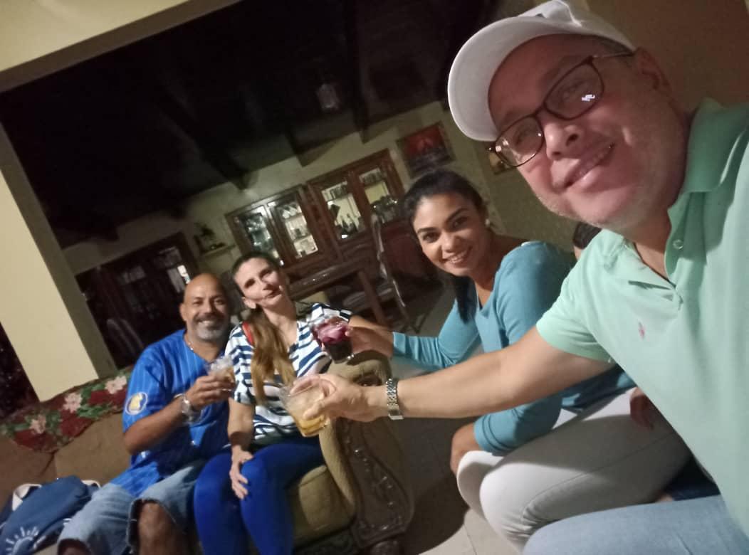 EUDOF's tweet photo. #LVBPXTLT saludos desde guanta apoyando al magallanes. Los compadres activos https://t.co/LBtLf2qihw