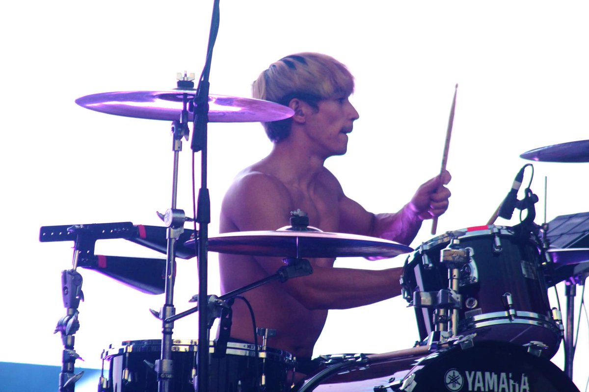 Tipo Raro tweet media