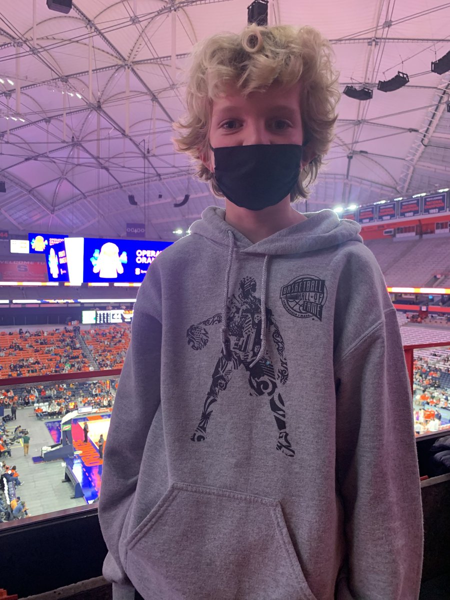 lbuxRD's tweet photo. #cusesuperfan ⁦@CusePromos⁩ Go Cuse! https://t.co/8vn4LNpCPr