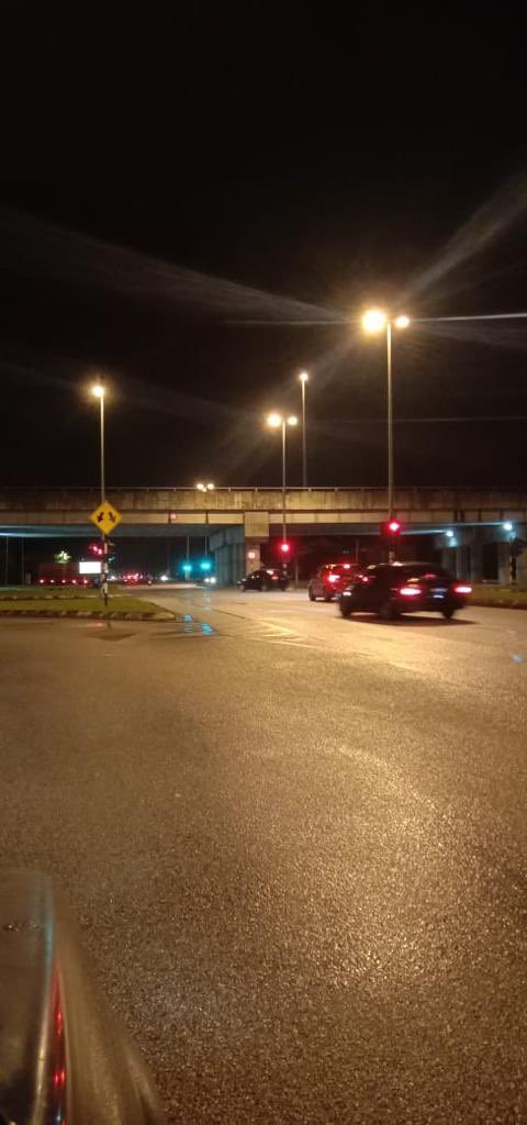 Pembaikan Lampu Isyarat di Flyover Pulau Sekati / Kubang Jela oleh Team CKE Terengganu.
#DemiKeselamatanAwam
#CKEBerprestasiTinggi
<a href="/yusufghani200/">تذكرة</a> <a href="/HasliJKR/">Hasli Ibrahim (Ir. Dr.)</a> <a href="/rozniazwar/">Ir. ROZNI</a> <a href="/hanizanshaffii/">hanizan</a> <a href="/husinmjkre/">Husin Mustafa</a> <a href="/noorashikinmt/">noorashikin tamimi</a> <a href="/JKRTerengganu/">JKR Terengganu</a> <a href="/JKRElektrik/">Cawangan Kejuruteraan Elektrik Ibu Pejabat</a>