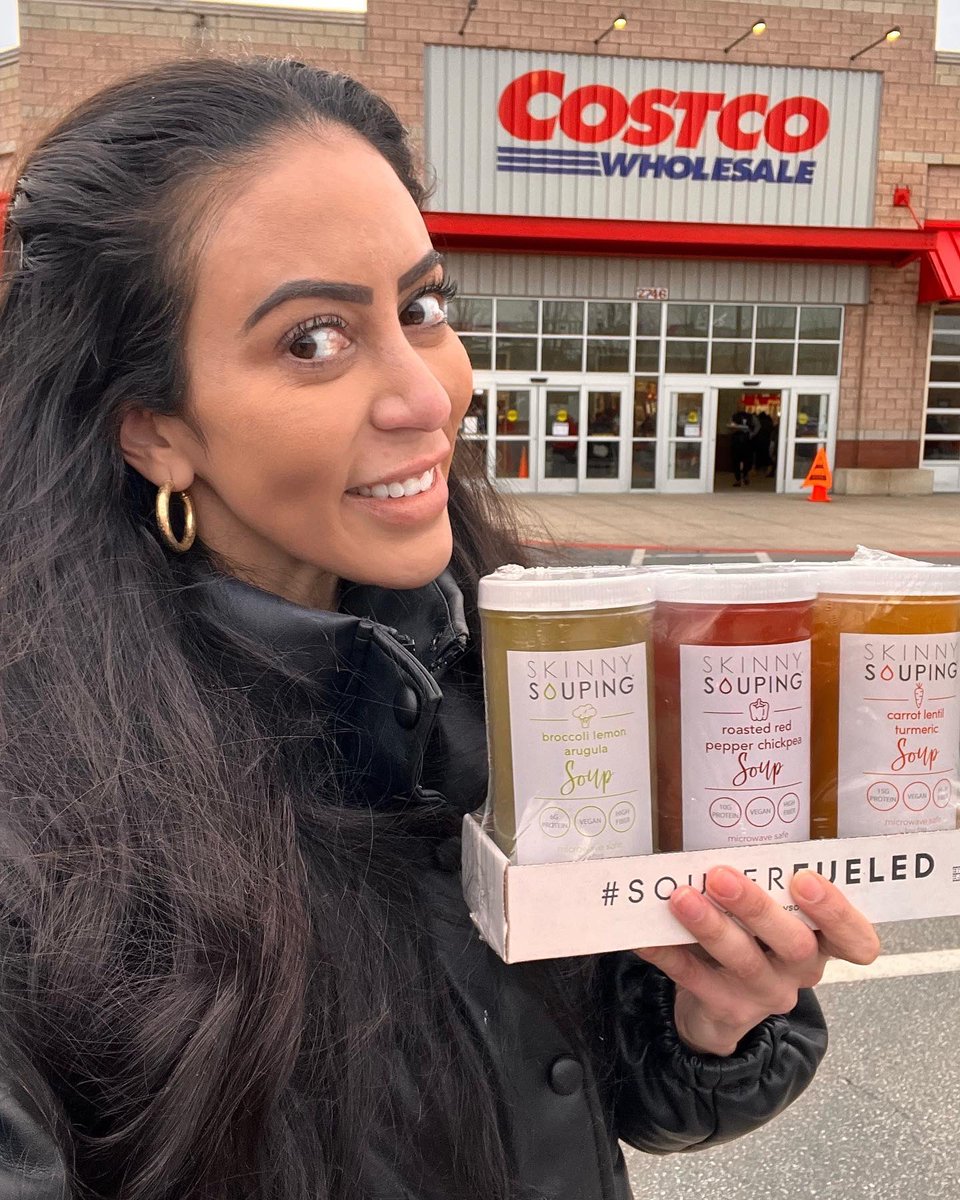 Siempresoups's tweet photo. #COSTCO Baby!🌟 Souper excited to announced our soups are now available in ALL Midwest clubs! Pick up a Variety-3 Pack to stay #Souperfueled 
(locations in: IL, IN, IA, KS, KY, MI, MN, MO, NE, ND, OH, SD, WI) https://t.co/BGJvagfAaw
