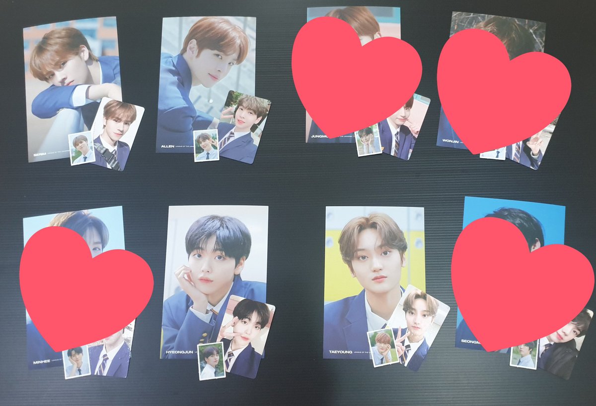 LUVT09__'s tweet photo. 💜Welcome kit2 เซตละ 140
💜League of universe 120           
💜ของแถม League of universe 90
💜ของแถม summer package ส่งฟรีทุกอย่างค่า #ตลาดนัดcravity https://t.co/IHFXOn3aLt