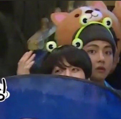 googieboop's tweet photo. very emotionally attached to froggy taekook https://t.co/oWRdtZ6ImB
