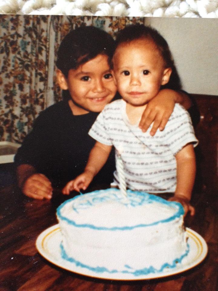 erikangel3's tweet photo. me and and my brother Jr. https://t.co/xUBCw2YqKT