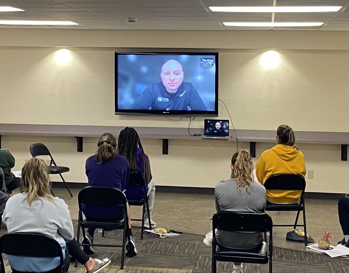 TTUWBB's tweet photo. Huge shoutout to championship Coach @michealburt for sharing his wisdom, passion and strategies to โActive Our Prey Driveโ Mindset heading into conference play
#preydrive #scienceofwinning #motivated https://t.co/bRAwE0hs19