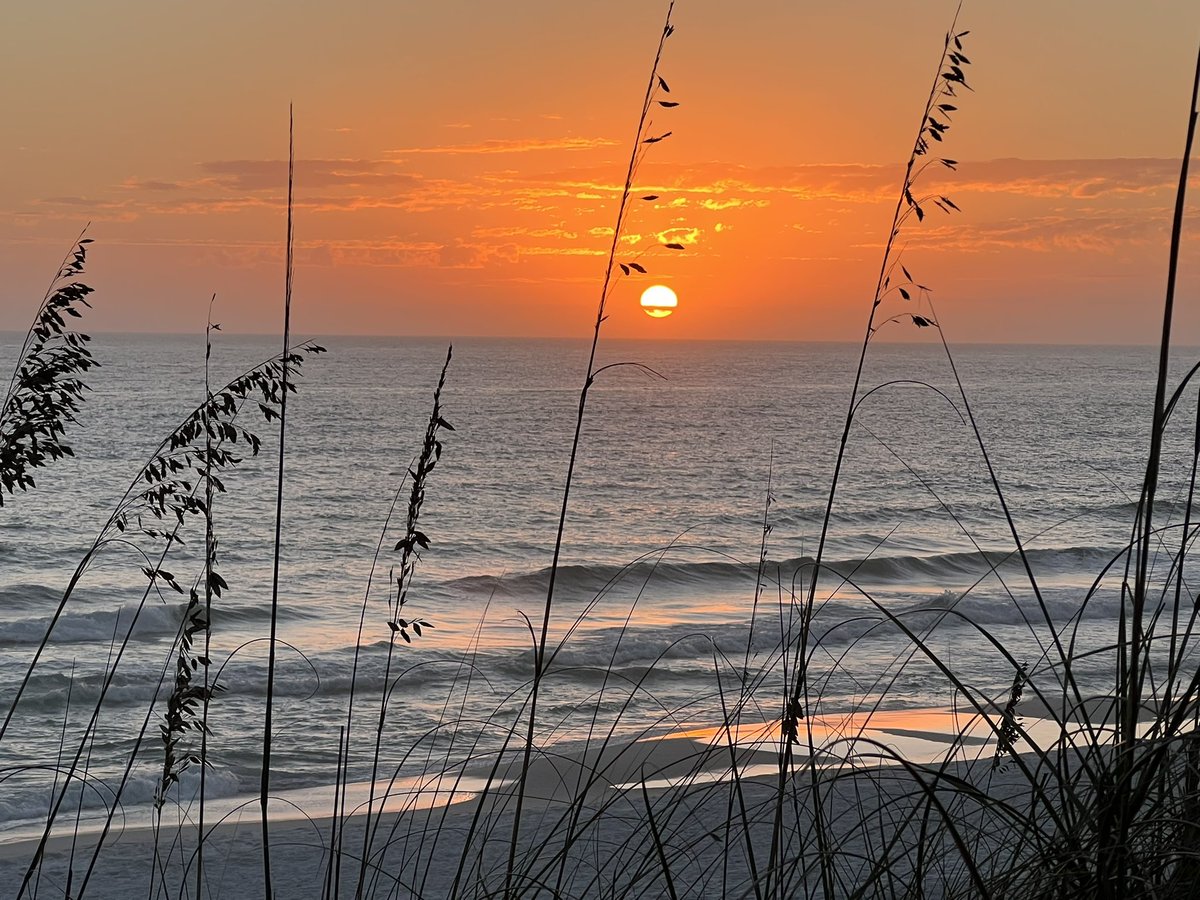 kevinofvolant's tweet photo. @spann Sunset at Santa Rosa Beach https://t.co/TVbmv9pBqh