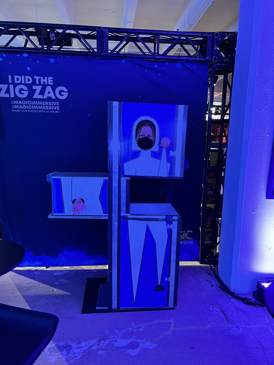 LMarenda's tweet image. Took Dad to Magic Immersive for his birthday in Chicago. Was amazing!!! Especially if you are into magic and illusions. 🪄 🎩 @MagicImmersive