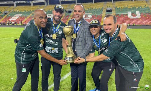 eliaslopezvzla's tweet photo. Rodrigo Piñón ya ha podido ganar la Segunda División de Venezuela (Atlético Trujillo), la Primera División de Venezuela (Deportivo Táchira), la Primera División de Colombia (Deportivo Cali) y el subcampeonato en la Copa del Mundo Sub20 con Venezuela. 🥇🇻🇪 https://t.co/EMHBhGXnZw