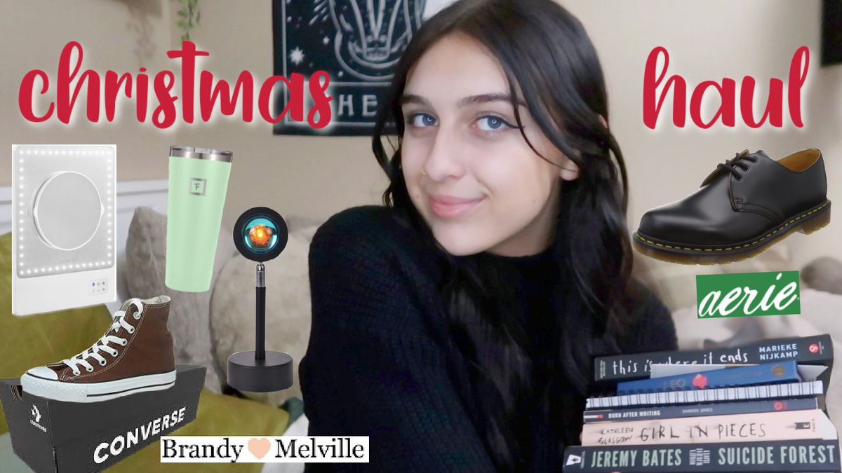 KarliReese's tweet photo. My What I Got For Christmas video is up now. https://t.co/2K8RX7llLW https://t.co/fBUJRFyAko