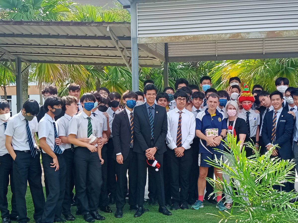 propertECiM's tweet photo. #TBT Our Farewell to the Squires Family held on the last day of school (Term 1). We wish the Squires' well on their new journey and know many of our Propertians will cross paths with them again soon! #Propert #ECiM #Legacy #BeMore https://t.co/QaPpLrM9g5