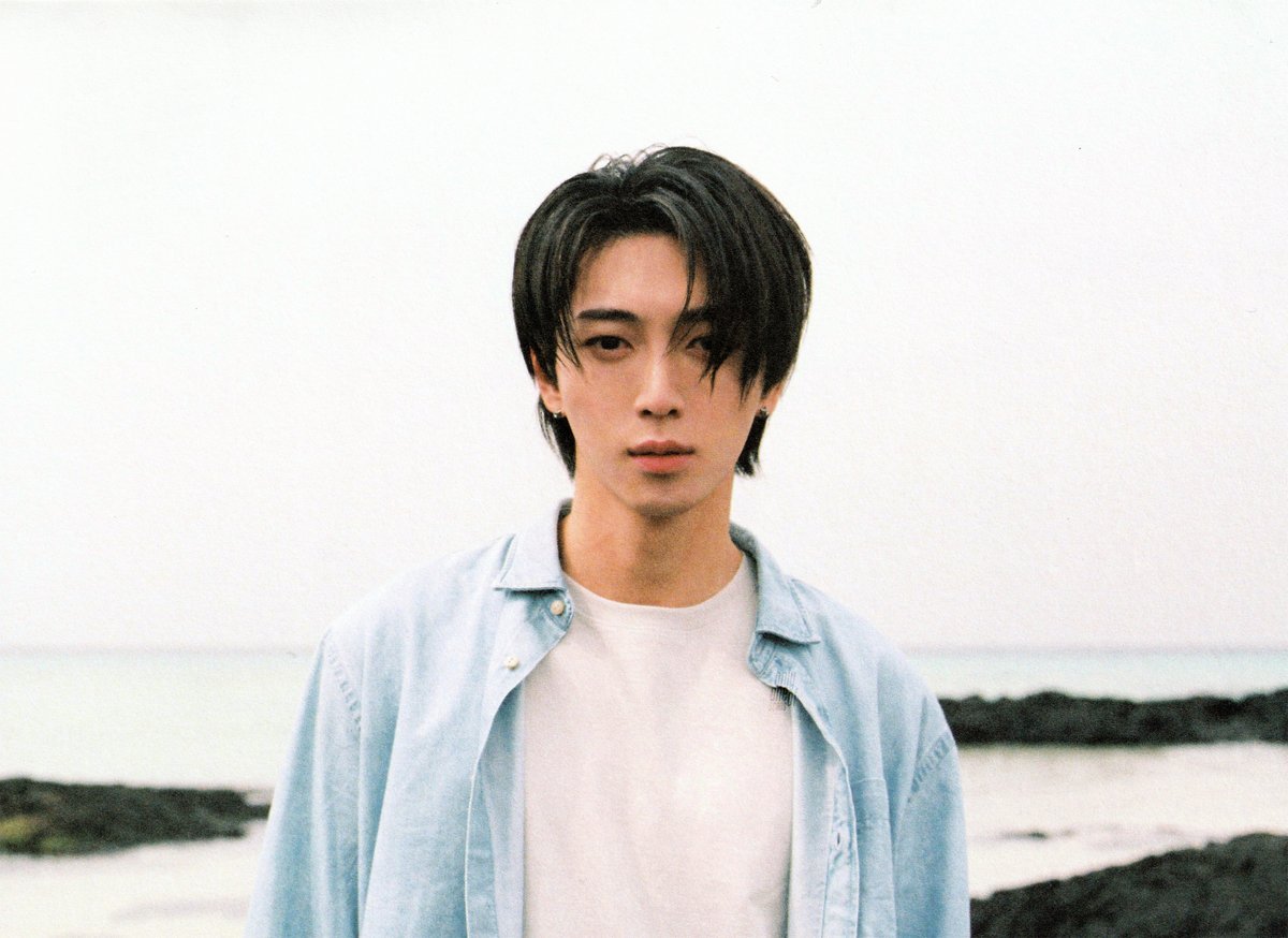 OnlyOneOfscans's tweet photo. ✩ unknown art pics 2.0 Scans
⤷ Love / 러브 https://t.co/XuL9GLQOa5
