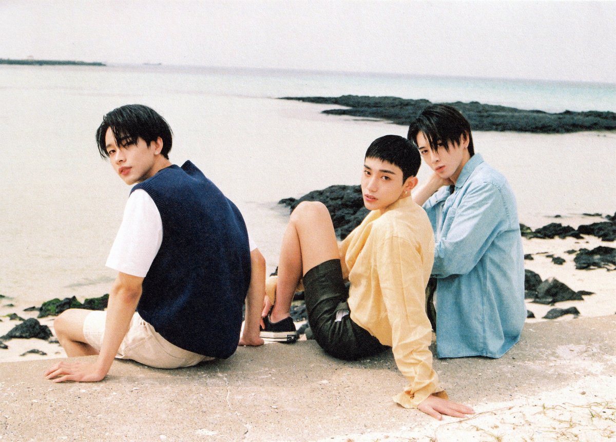 OnlyOneOfscans's tweet photo. ✩ unknown art pics 2.0 Scans
⤷ Love, Mill, Nine / 러브, 밀, 나인 https://t.co/7UinpzgvTj