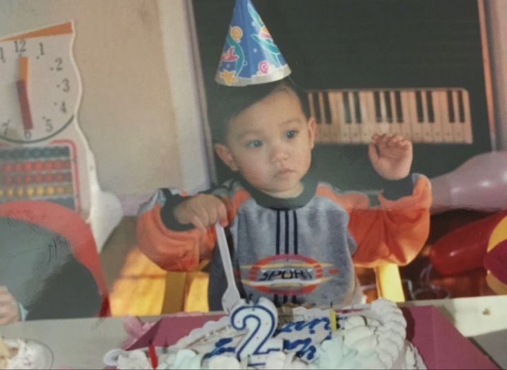 ⠀⠀⠀⠀⠀⠀⠀⠀⠀
tbt! happy birthday to me, my twins and to joshua himself. 🥳 may we all enjoy our days <3 
⠀⠀⠀⠀⠀⠀⠀⠀⠀