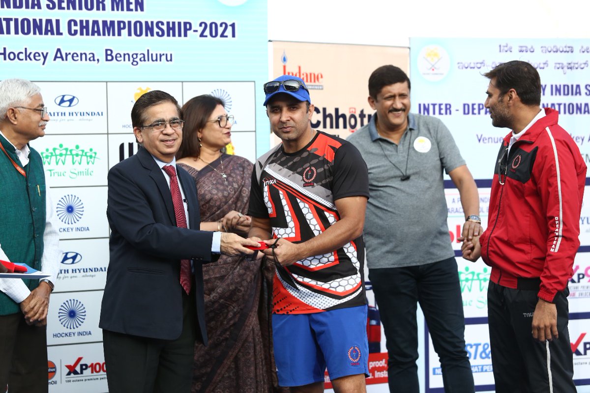 Deepakolympian's tweet photo. National champions 2021  @harjeeta 
@IndianOilcl @iSunilTaneja @HarpreetLamba88 @imrahultrehan @SandeepJainIOC @YWalmiki @RK_Mohapatra @IndianOlympians @DirMktg_iocl @ChairmanIOCL @SujoyChoudhur10 @punjabiocl @IndianOil_Delhi @ioclpunjab @hockeyind_live @kukubatra57 https://t.co/BE5t9pNpcT