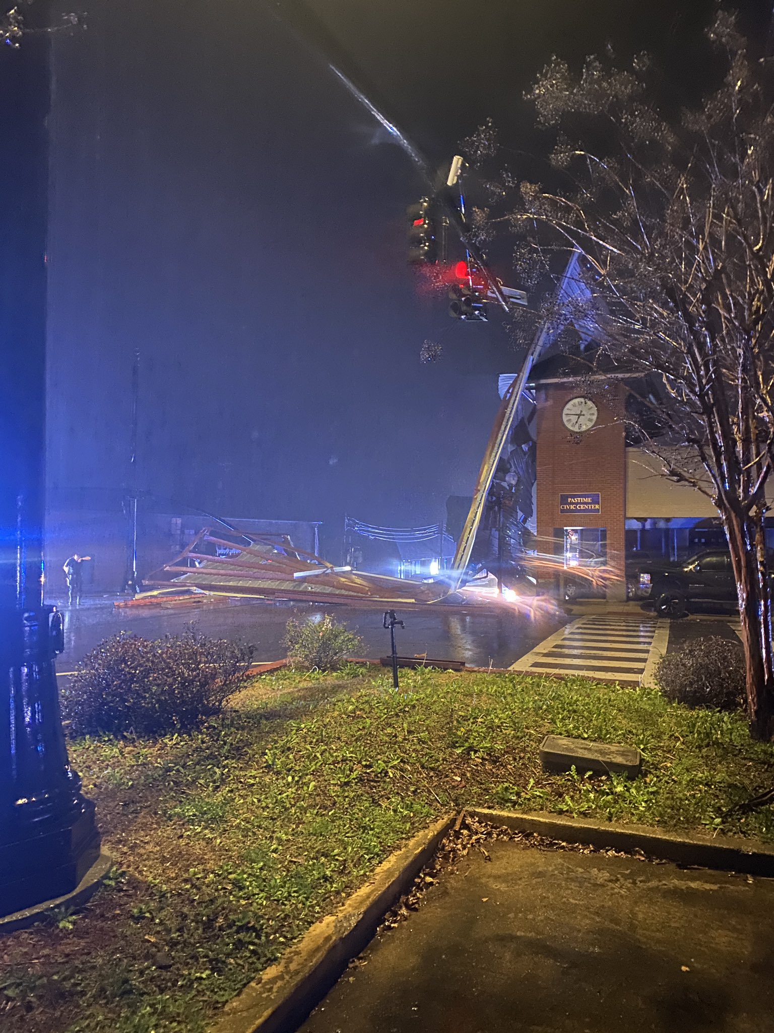 West Alabama Weather on Twitter "More damage in downtown Winfield