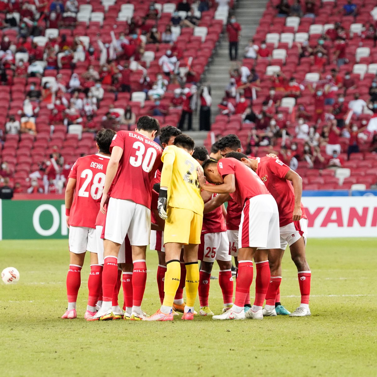 aseanutdfc's tweet photo. ❝I’m not going to focus too much on what went wrong tonight, but rather on what we did well to keep encouraging the players.

❝The ball is round, we won’t give up, and we’ll keep fighting.❞

🇮🇩 Indonesia coach Shin Tae-yong says it's not over, till it's over 💪 https://t.co/YCRGbGwg1l
