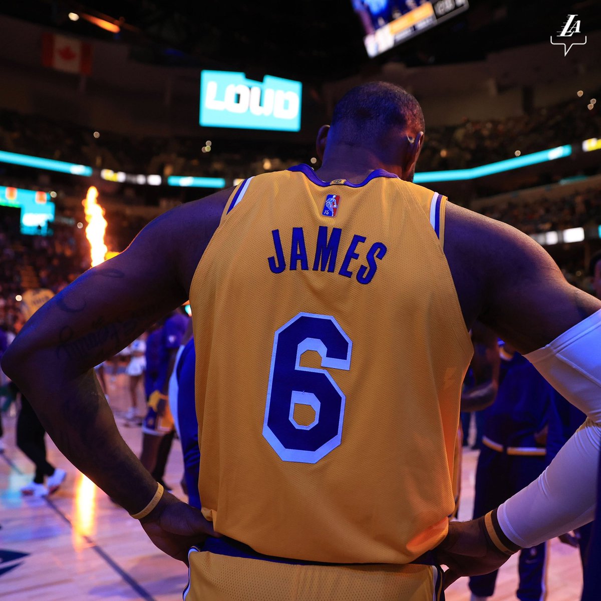 LakersLead's tweet image. RT if LeBron is the best player in the NBA
