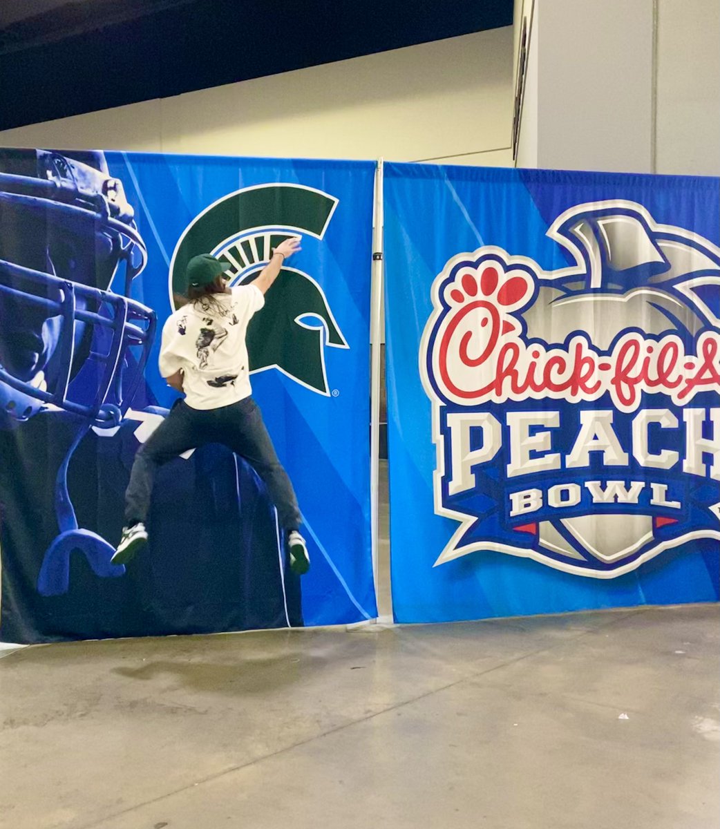 Getting ready to paint for FanFest tomorrow for <a href="/CFAPeachBowl/">Chick-fil-A Peach Bowl</a> !!!                     2:45pm &amp; 3:20pm