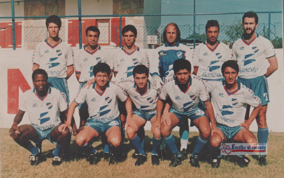 raul_ruppel's tweet photo. Nacional en el año 1992 fue una verdadera máquina. Arrancó el año eliminando al tradicional rival de la liguilla, luego de la Super Copa, triunfo clásico para la vuelta olímpica del uruguayo y nuevo triunfo en al liguilla 93. La huelga frenó el entusiasmo. https://t.co/i5GmamQ8aq