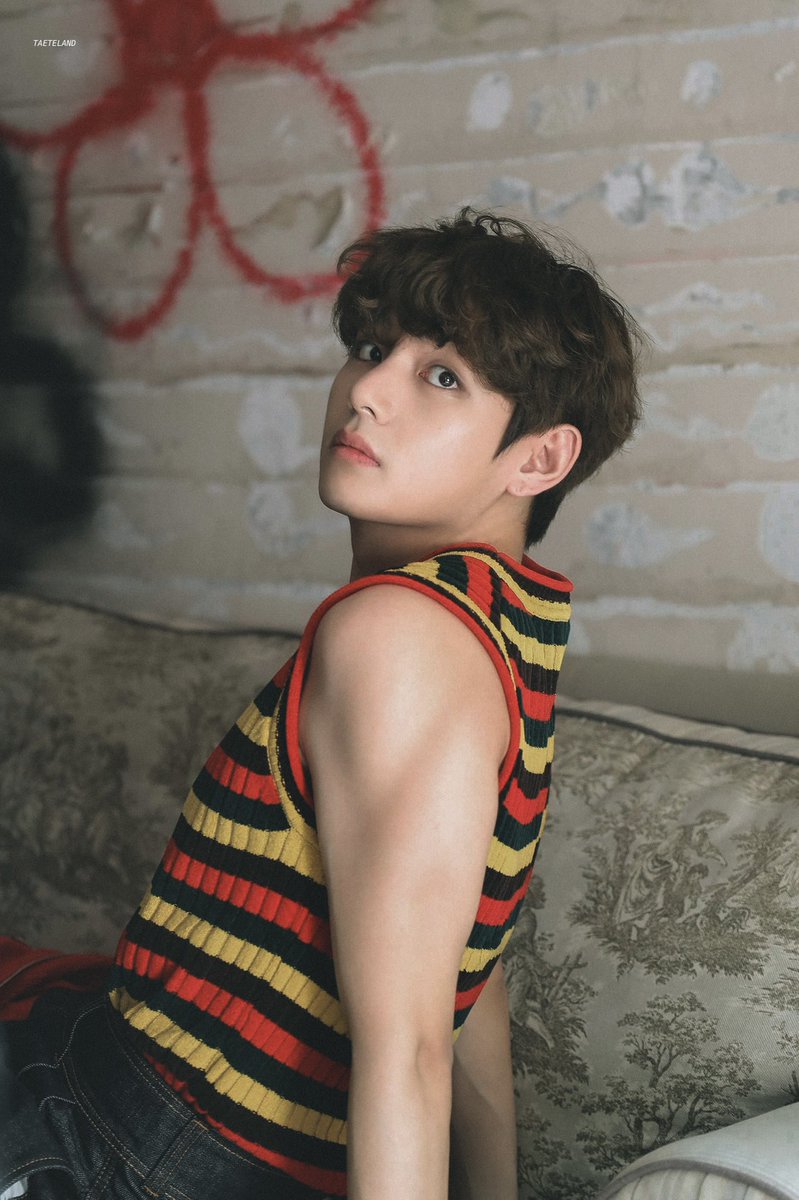 taeteland's tweet photo. OMG KIM TAEHYUNG 🔥 https://t.co/cDsKfWA3V0