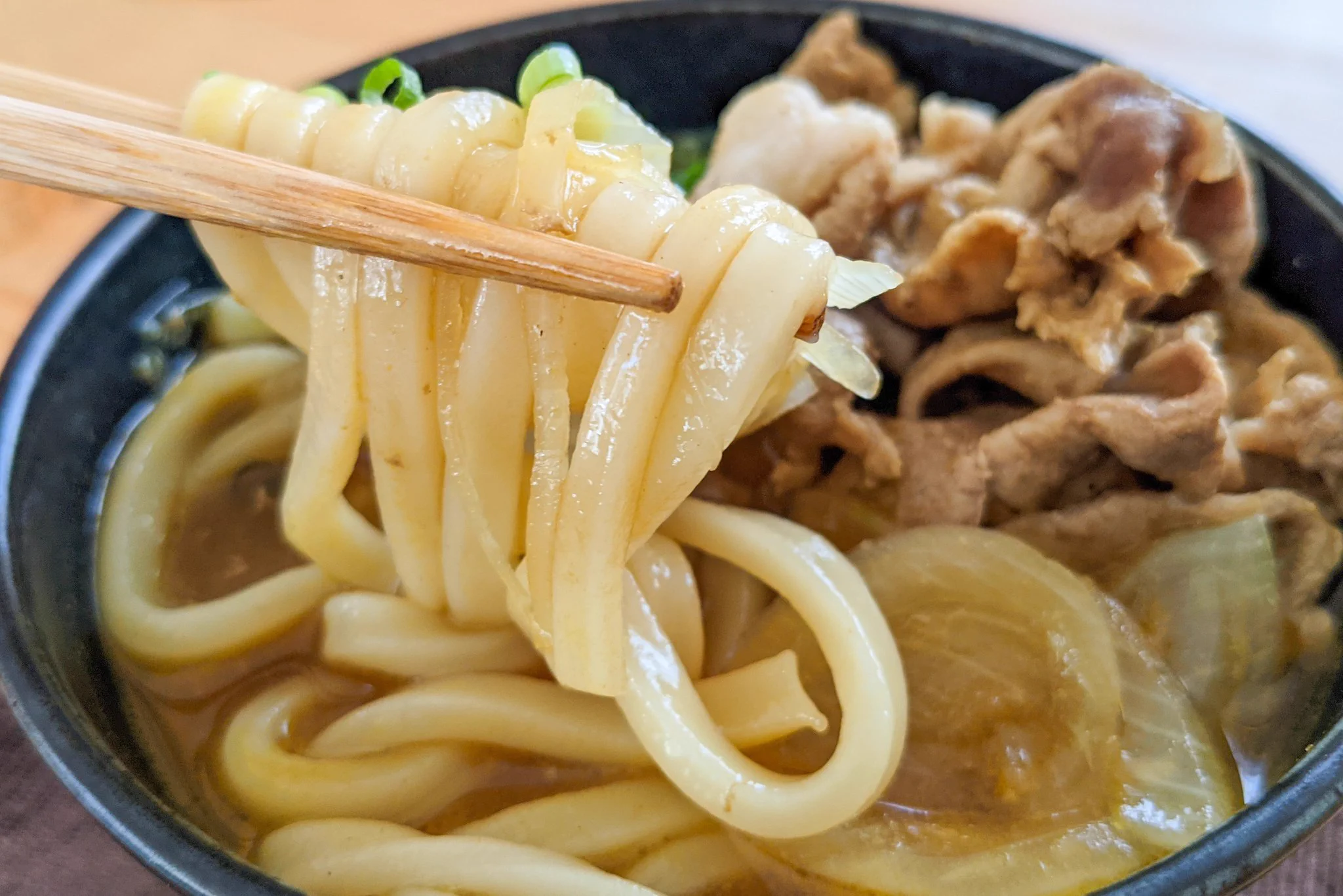 とってもお手軽に作れそう！電子レンジで作る「カレーうどん」のレシピ！