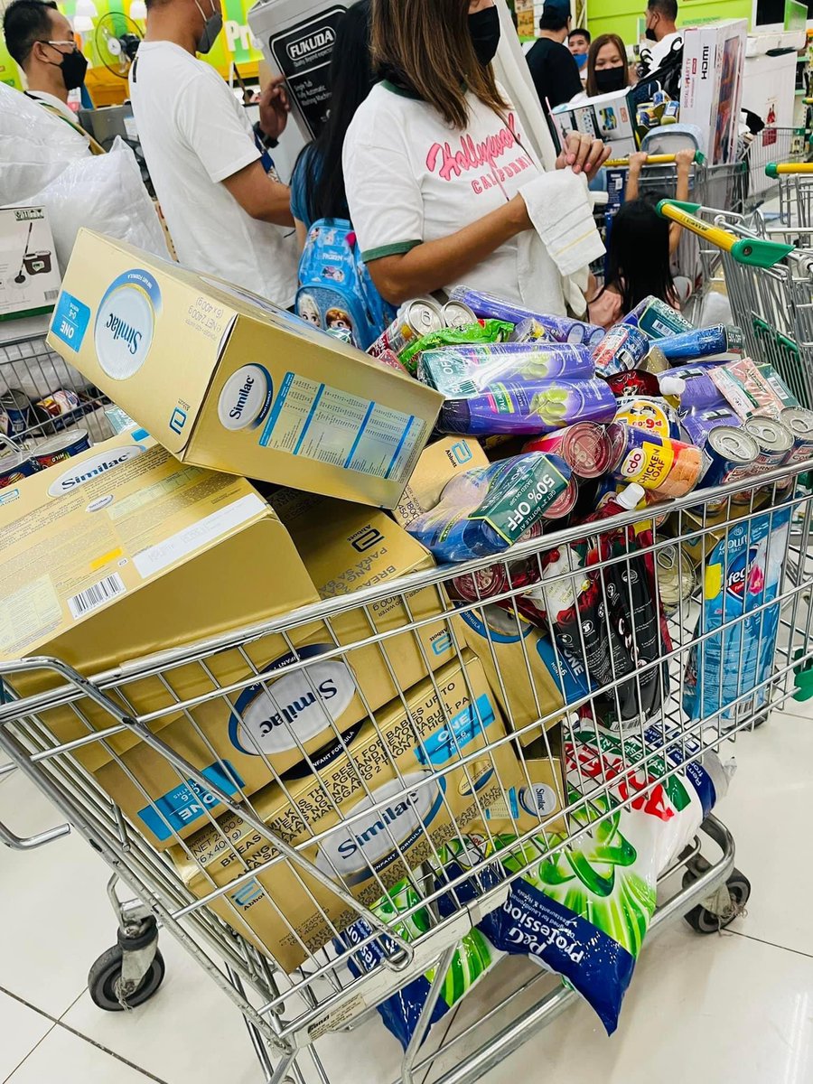 PerfectlyShed's tweet photo. One minute challenge shopping!! 🤩🥰❤️

Thank you so much Madam Glenda!! Sobra sobra na ang christmas bonus namin sayo! ❤️😘 https://t.co/GfWw4IxhJn