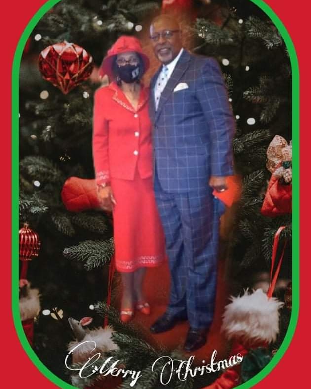 LockZion's tweet image. May your hearts be lifted in praise this Christmas for the wonderful gift of Jesus. May your homes be filled with peace, your lives with hope, and your hearts with faith!
Have a wonderful Christmas and a Blessed New Year.