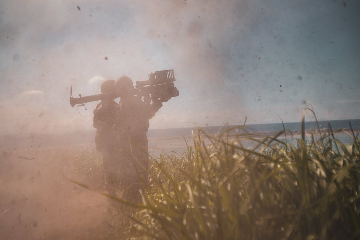1stMAW_Marines's tweet photo. Top shots of 2021!

Our Marines have been busy across the @IIIMEF AOR supporting a #FreeAndOpenIndoPacific. Our posts leading to the new year will feature our best imagery from operations across the MAW this year. https://t.co/qUtADMOqDf