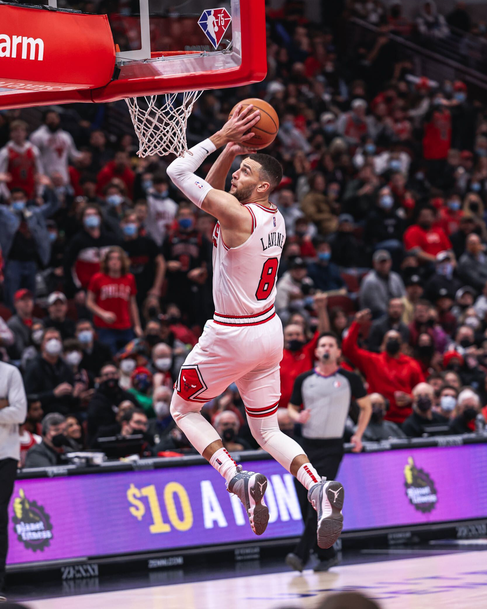 Chicago Bulls: Zach LaVine has the dunk of the season