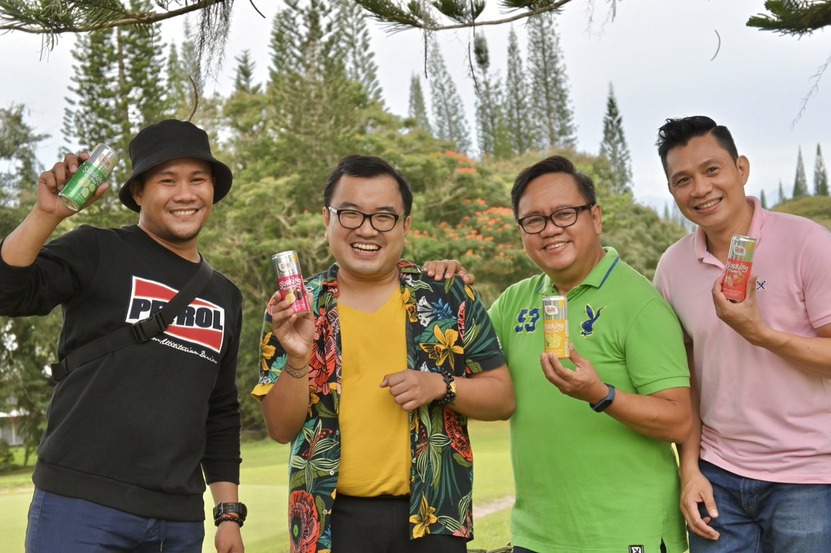 michaelcarbon's tweet photo. #ππ’π‘ππ¦π§π¬ππ¦π₯πππ₯ππ¦πππ‘π! Enjoy this guilt-free sparkling fruit drinks from @DoleSunshine βοΈ
β
No added sugar
β
No preservatives
β
All natural
Get yours now at your leading supermarket nearby or you can order online. #SunshineforALL #DolePromises #DolefilCares https://t.co/aENjoLLTSL