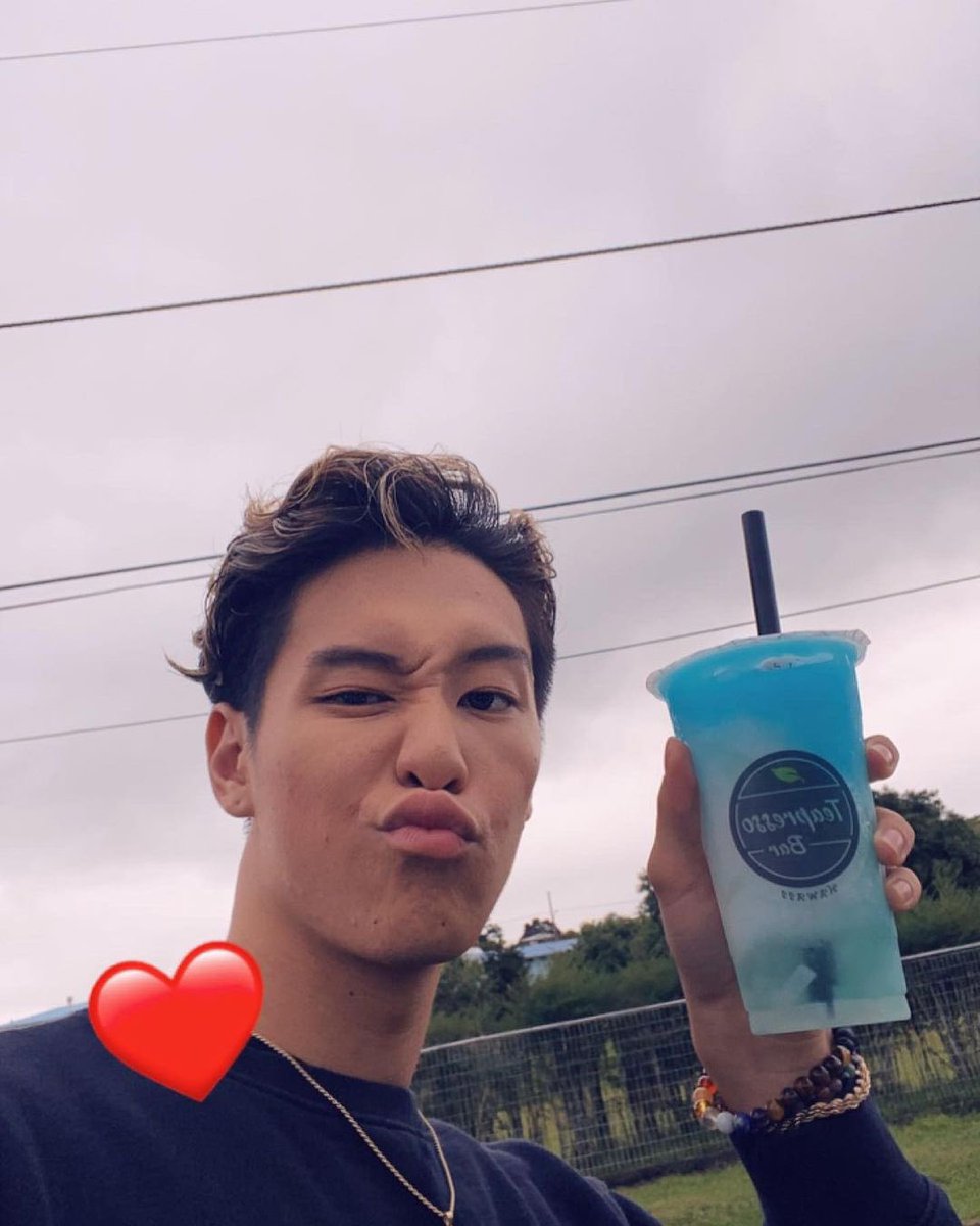 _mjdas_'s tweet photo. Show us your #XRElixir!! Via @xr_jorden: On a gloomy day in Hilo, the XR Elixr is just what I need🌧 …don’t forget to go get our new drink at your nearest @teapressobarhawaii
.
.
#XRElixr #Hilo #teapresso #oahu #XR #crossingrain #boygroup #sing #dance #drink #lycheeslush https://t.co/sWXQ8Sxj0m
