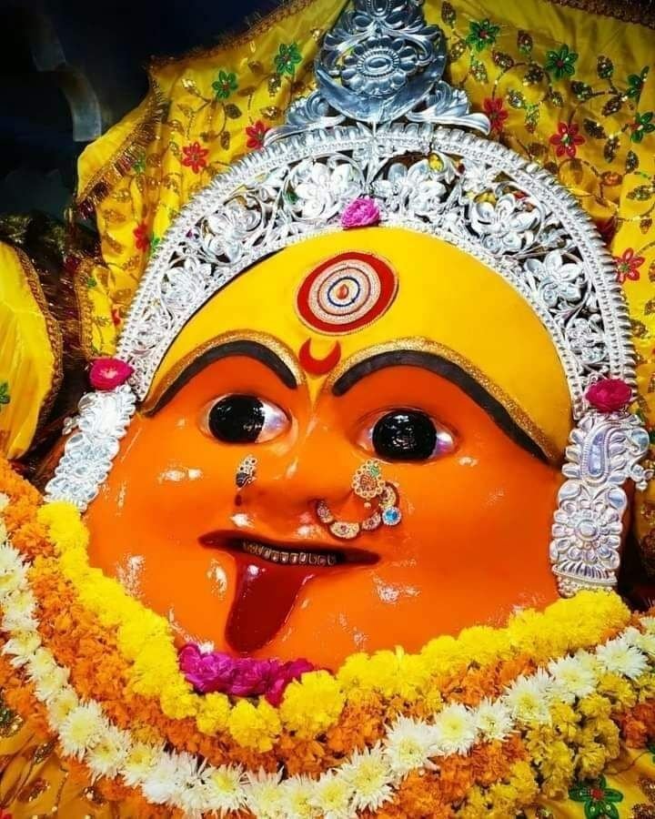 Tarun Solanki on Twitter: "Without her you can't be profound in anything Shri Gadkalika Mata at Gadkalika Temple, Ujjain....Jai Mata Di 🌺🙏 https://t.co/ppcpqqPFTv" / Twitter