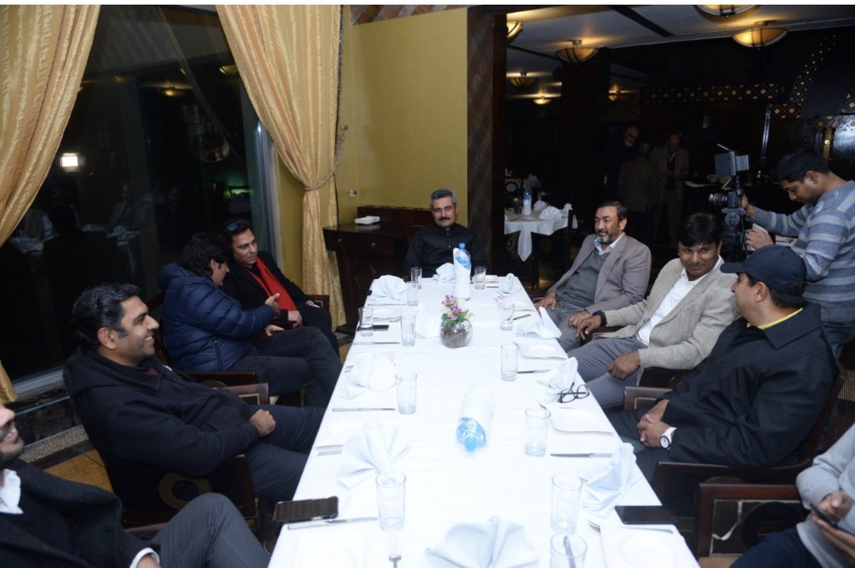 rafqathussainca's tweet photo. Campaign for #Golf #Captin #election getting momentum. Speaking at #golfing community get together at #Royalpalm
#rafqathussain #rpgcc https://t.co/TkrbWTfGls