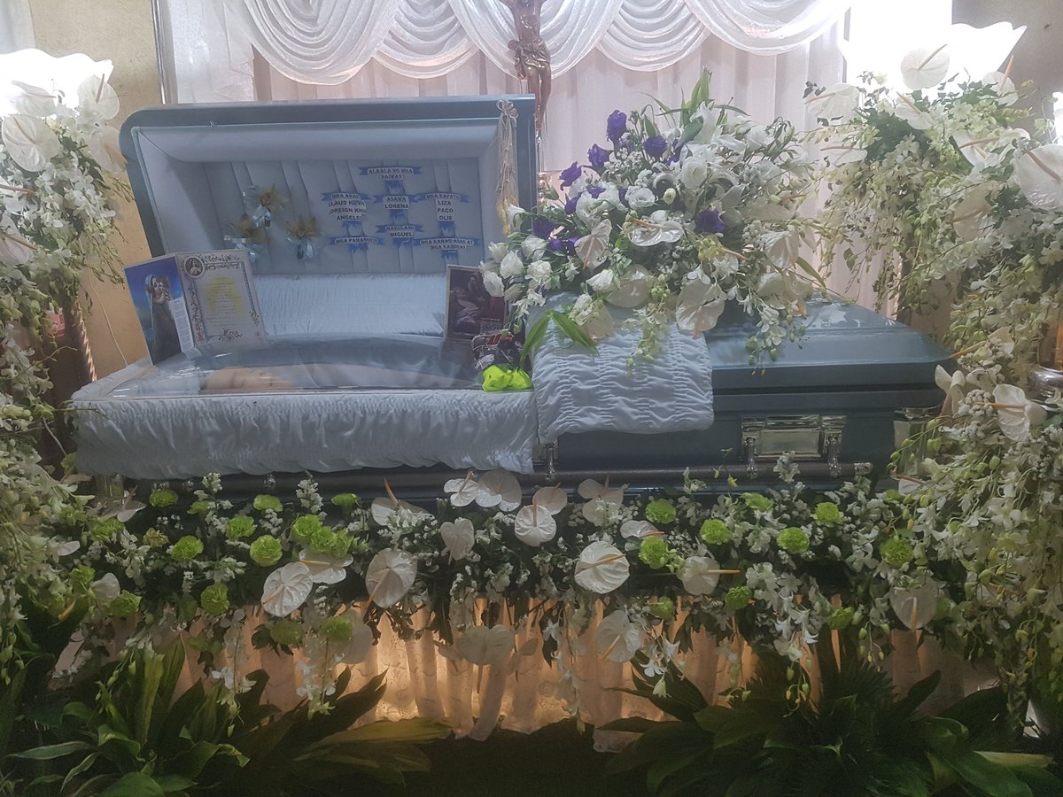 yourreignbowww's tweet photo. Hanggang sa muli daddy. Hindi tayo titigil hangga't di natin nakukuha ang hustisya. You will always be in our hearts😭
#JusticeForGomerClarete https://t.co/xuly3FKNxB
