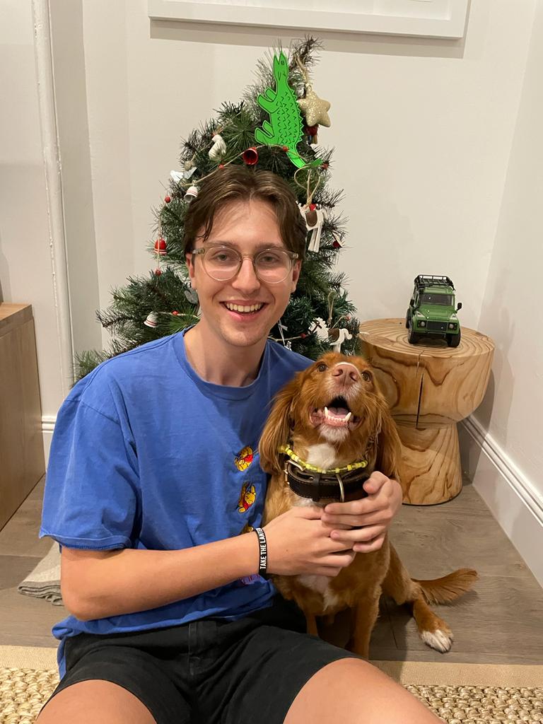 Happy non-denominational holidays from Beau and I 🎉