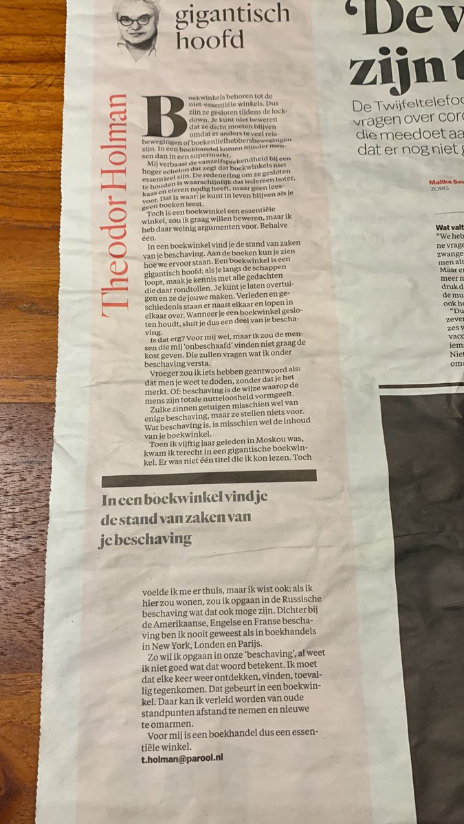 Zo mee eens.  Boekwinkel is héél essentieel